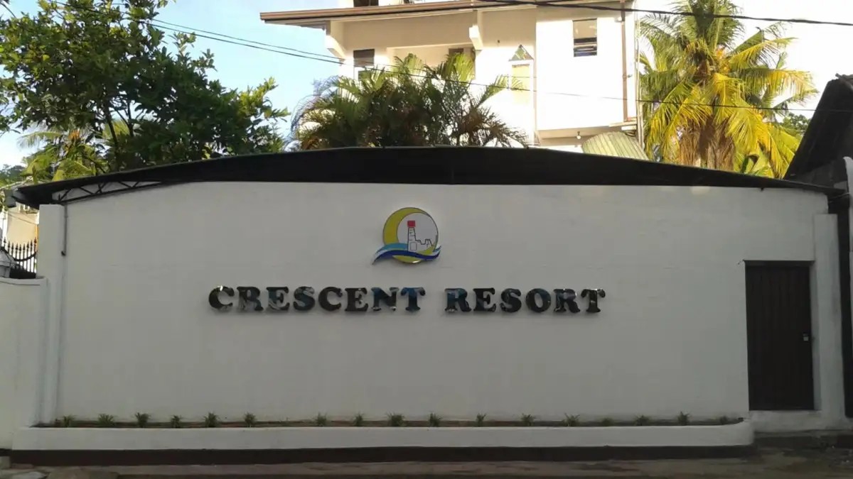 CRESCENT