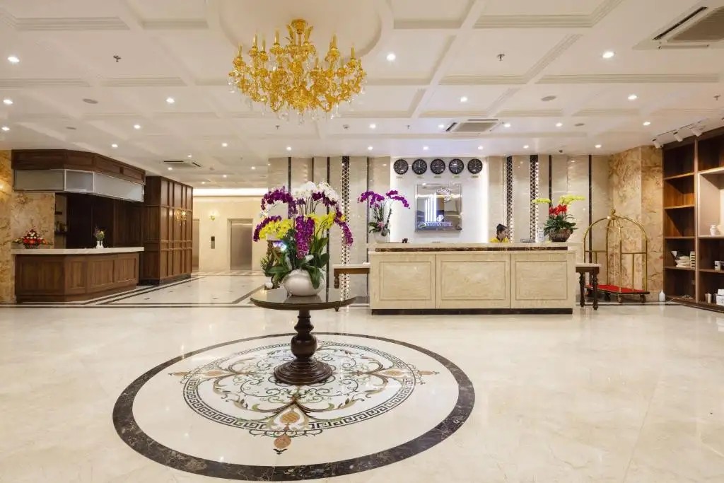 DAPHOVINA HOTEL (EX. ASTON HOTEL NHA TRANG)