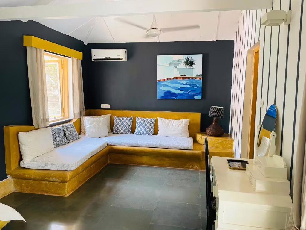 CASA ANJUNA