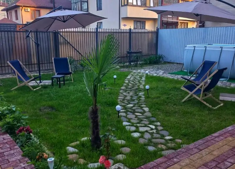 КОЛИБРИ ЛАЗАРЕВСКОЕ