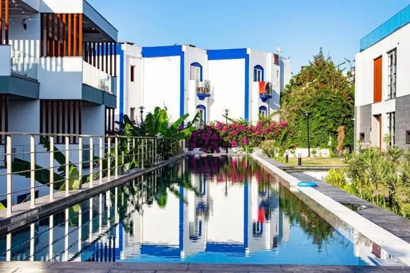 ALA GRAND RESIDENCE