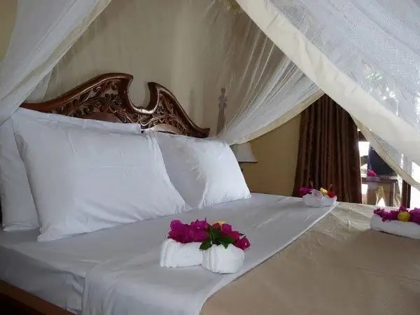 PEMBA MISALI SUNSET BEACH