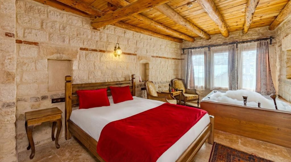 ZULA CAVE HOUSE 
