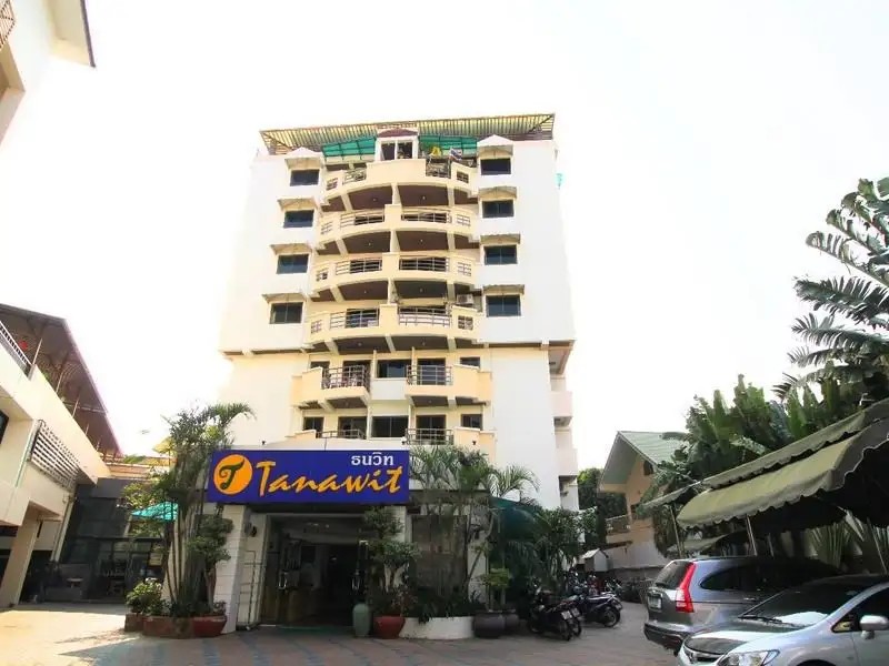 TANAWIT HOTEL & SPA