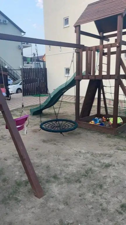 ГОСТЕВОЙ ДОМ НА ШКОЛЬНОЙ 12