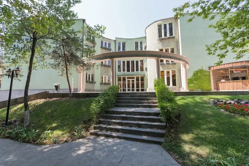 GREEN PALACE HOTEL