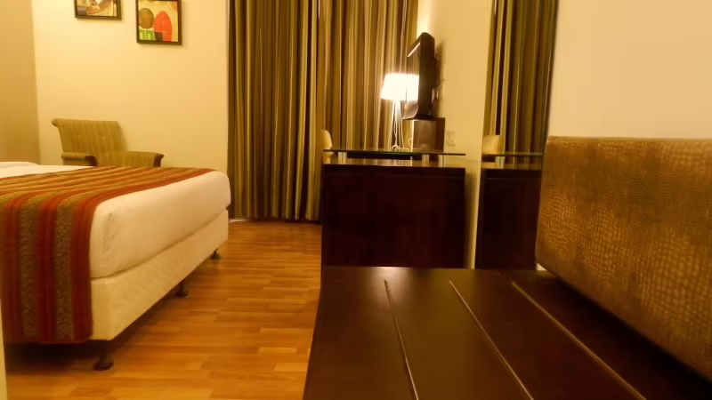 TAVISHA VILLA