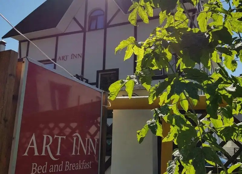 ART INN