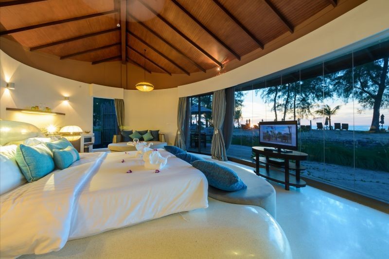 pool villa sea view