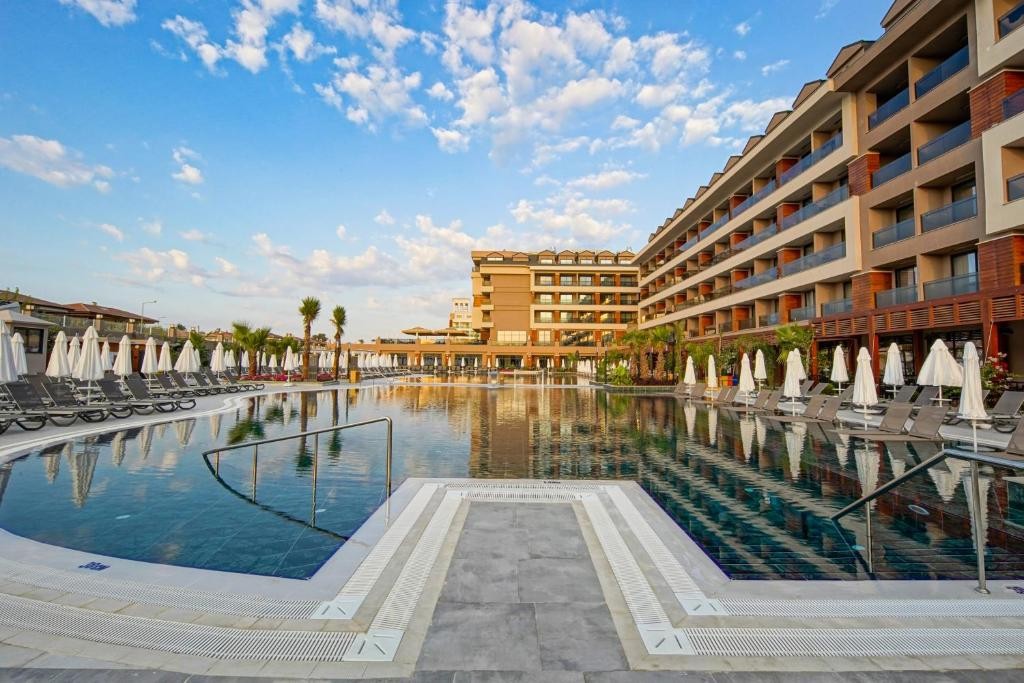 ALETRIS DELUXE HOTEL & SPA