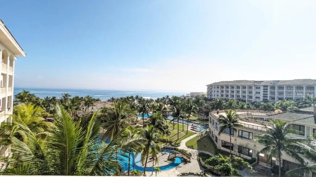 OLALANI RESORT & CONDOTEL