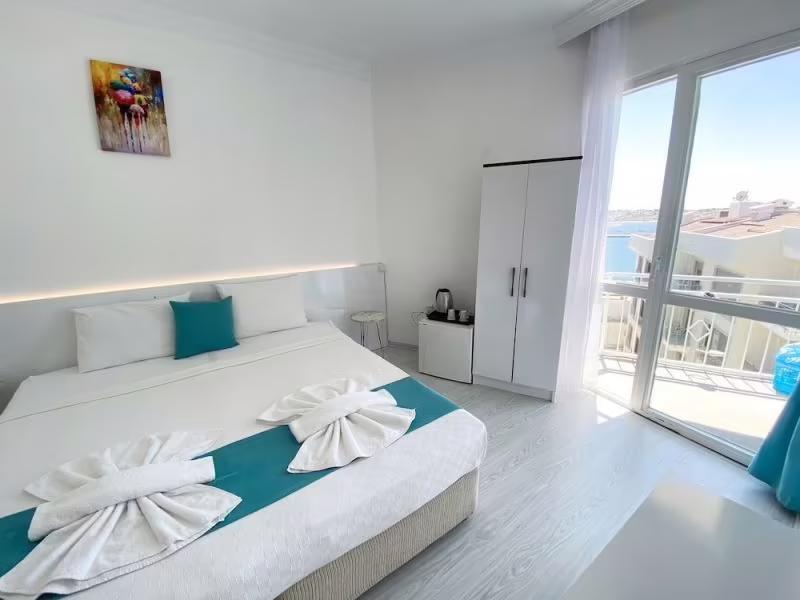MINERVA PORT HOTEL