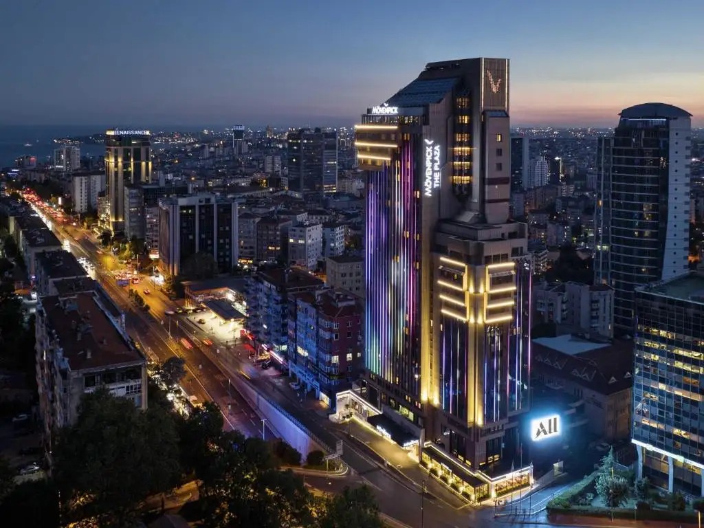 MOVENPICK HOTEL ISTANBUL BOSPHORUS (EX.MERCURE ISTANBUL THE PLAZA BOSPHORUS)