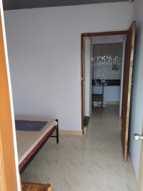 ELROY GUEST HOUSE