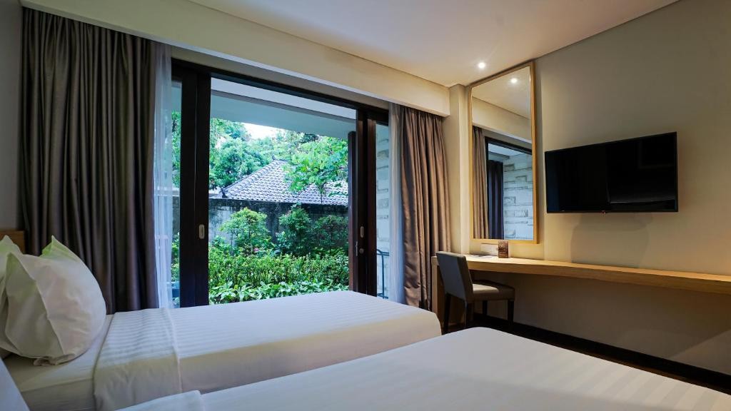 GRAND WHIZ HOTEL NUSA DUA
