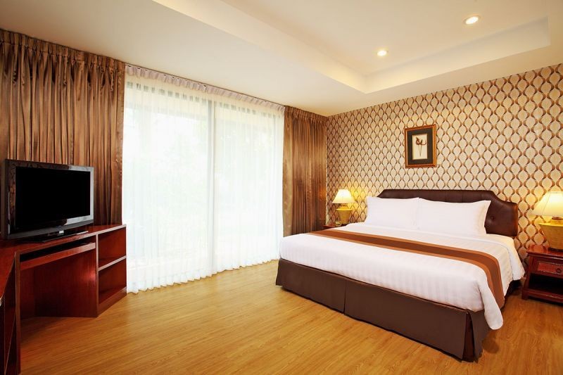 1 bedroom suite