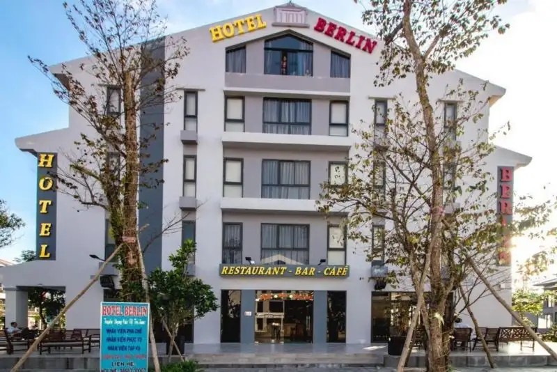 BERLIN HOTEL