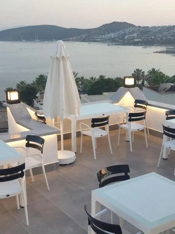 EXEN BY WEEKEND OTEL