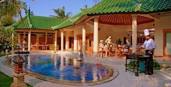 EMERALD VILLAS