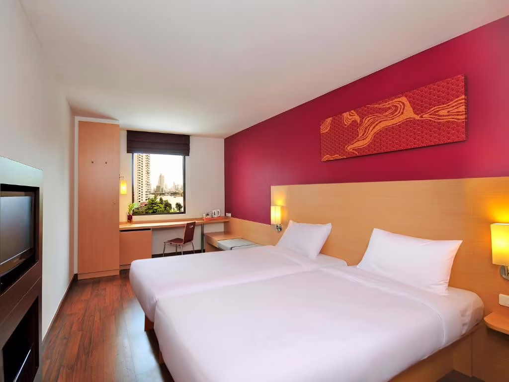 IBIS BANGKOK RIVERSIDE