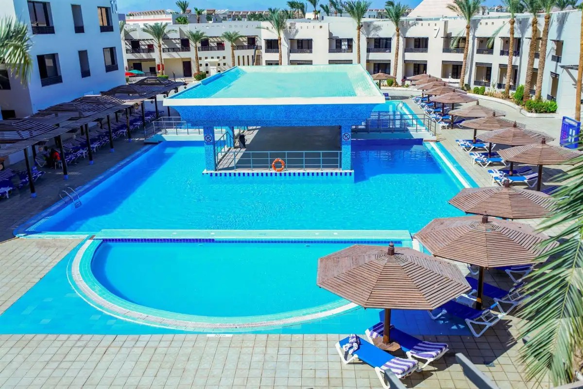 BLEND CLUB AQUA RESORT (EX. GOLDEN FIVE THE CLUB)
