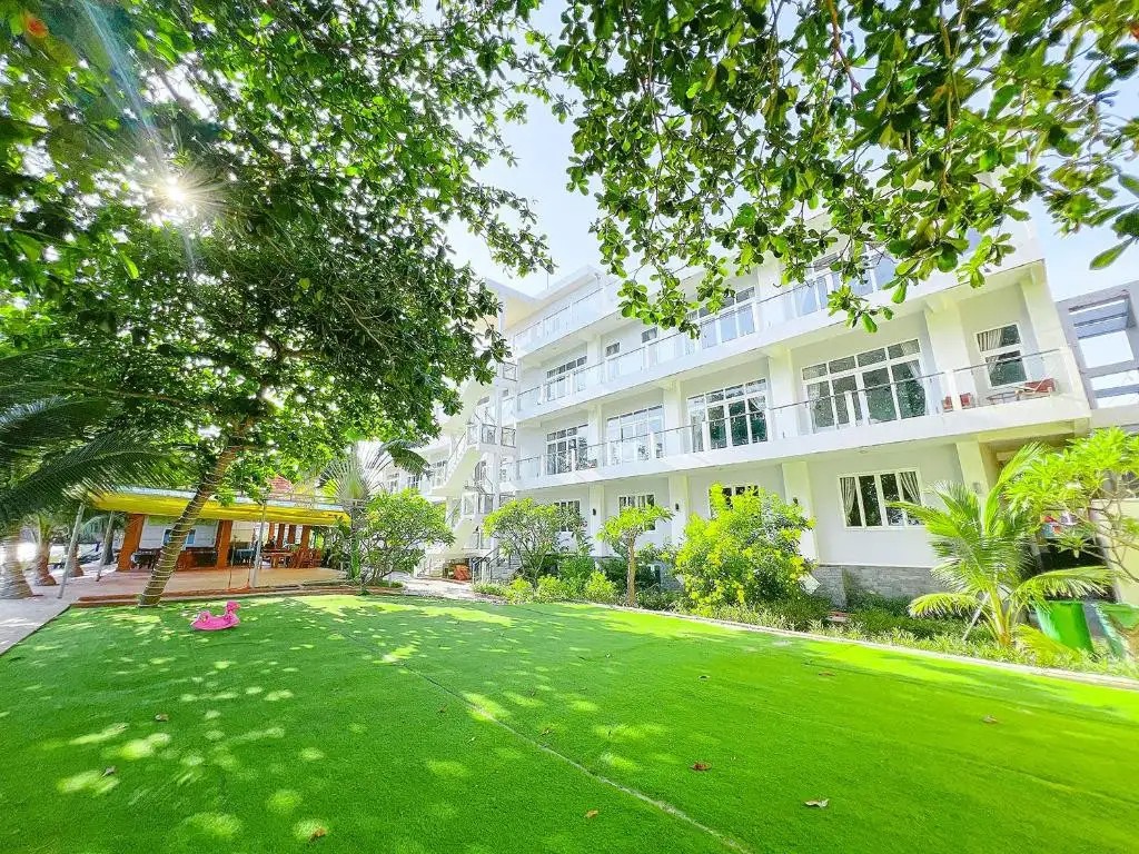 SAND BEACH RESORT