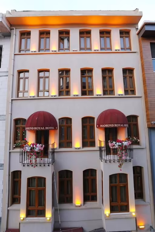 DIAMOND ROYAL HOTEL