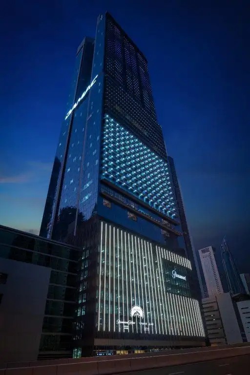 STAYCAE PARAMOUNT SHEIKH ZAYED