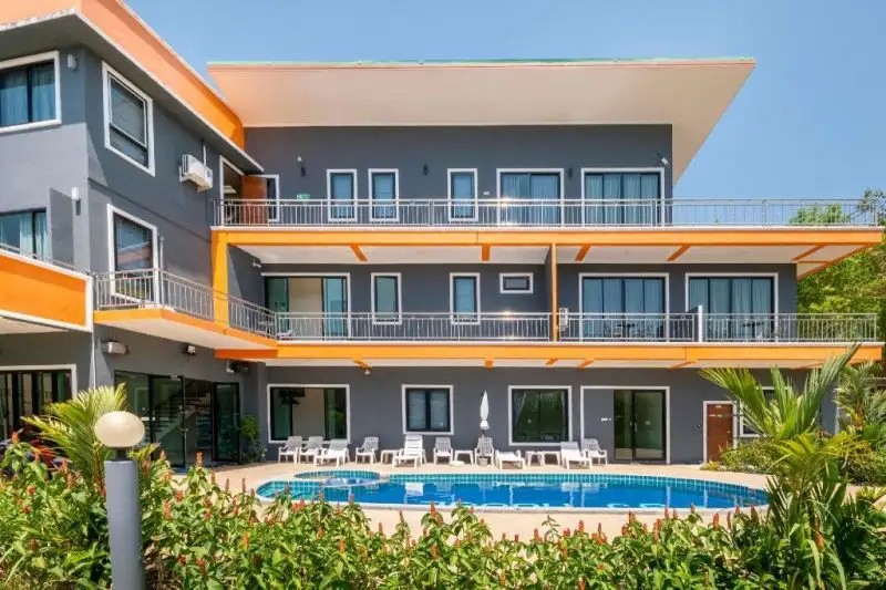 OYO 665 SJ HOUSE HOTEL