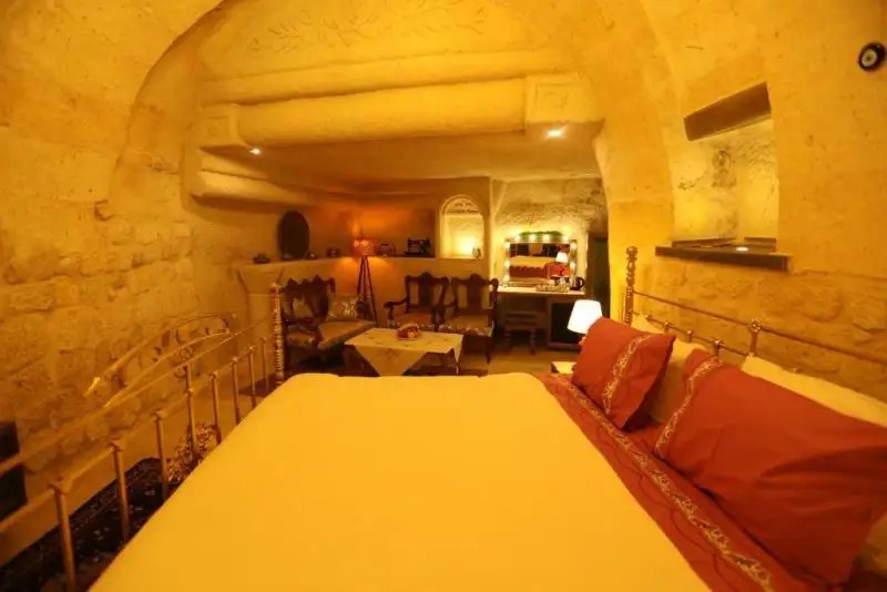 HANCI CAVE HOTEL