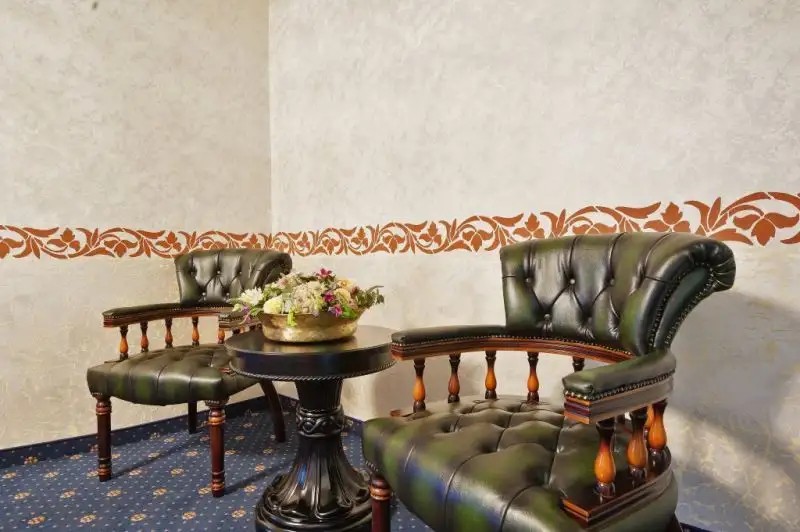 AMICI GRAND HOTEL