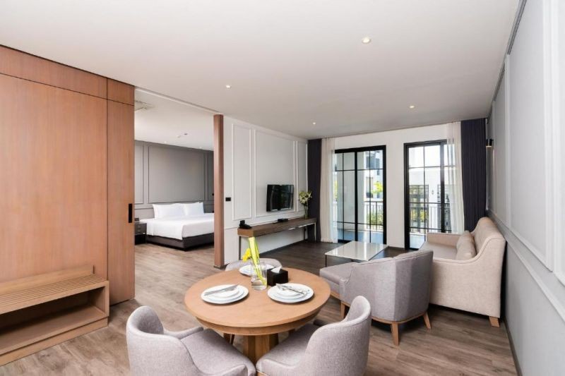 one patio suite