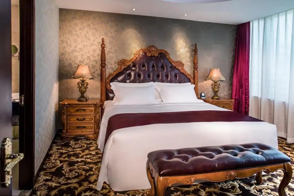 HOWARD JOHNSON PARAGON BEIJING