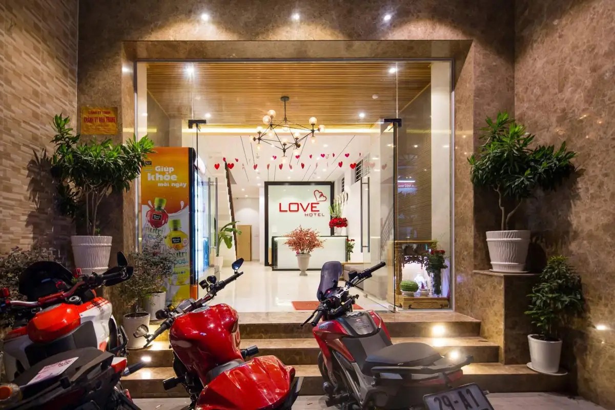 LOVE HOTEL NHA TRANG
