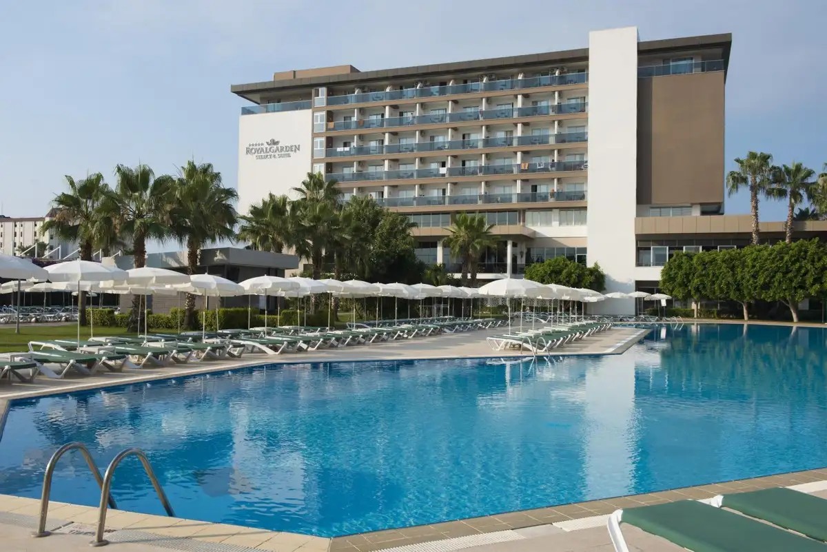 ROYAL GARDEN BEACH HOTEL (EX. ROYAL GARDEN SELECT & SUITE)