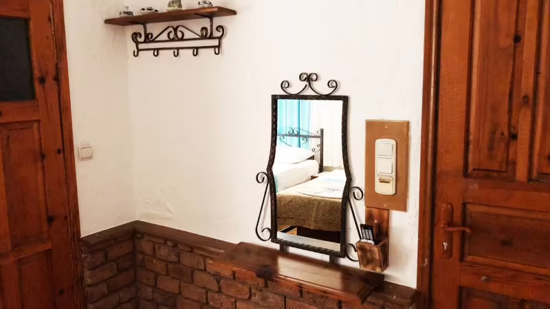 OZCAKIL BOUTIQUE