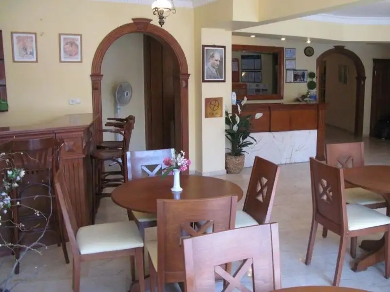 ROSY SUITES HOTEL