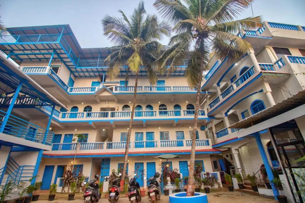 TANTRA BEACH RESORT (EX. MANDREM RETREAT BEACH RESORT)