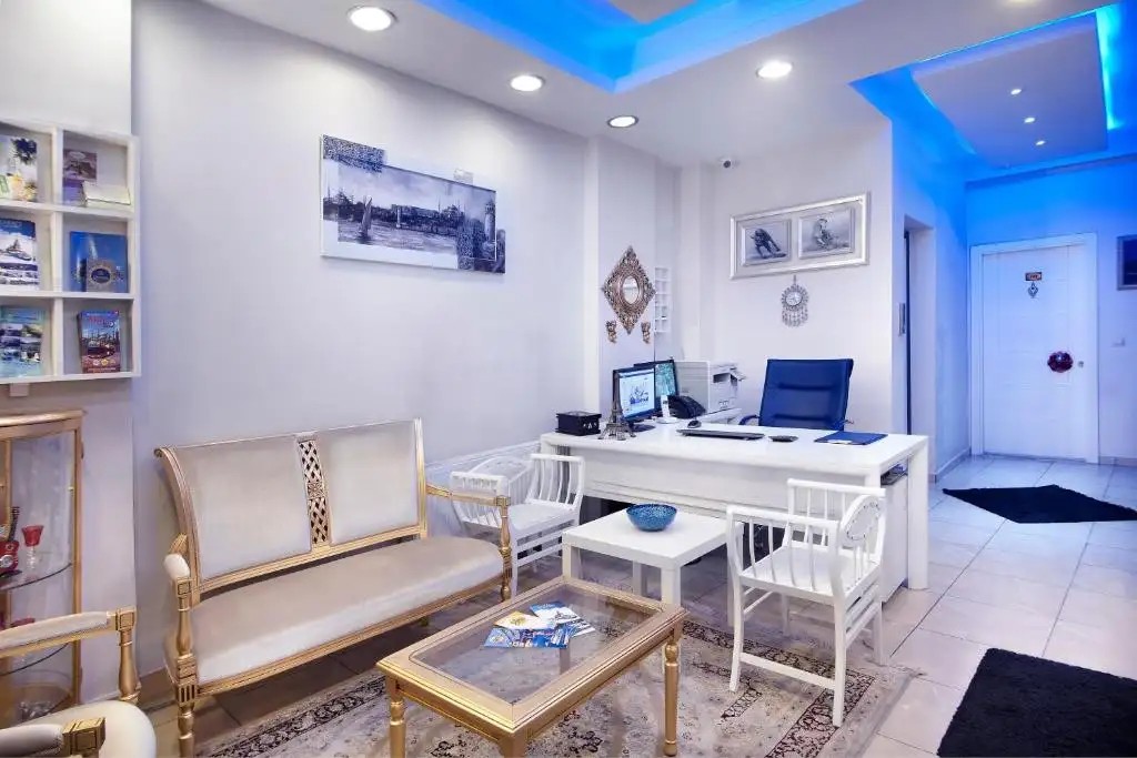 LEMON RESIDENCE