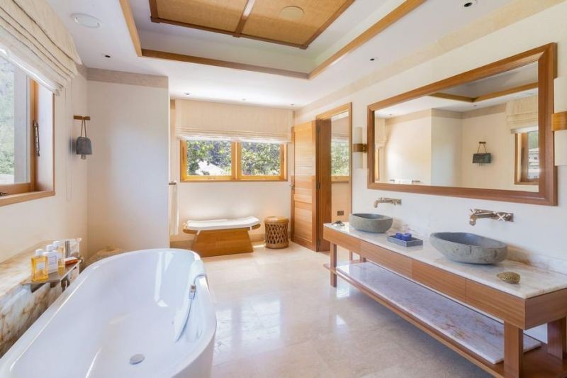 one bedroom emperor villa with pool