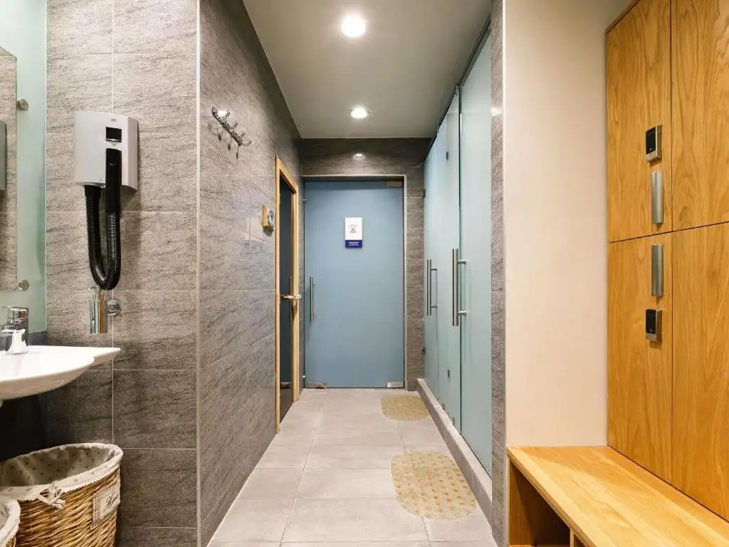 NOVOTEL ALMATY CITY CENTER