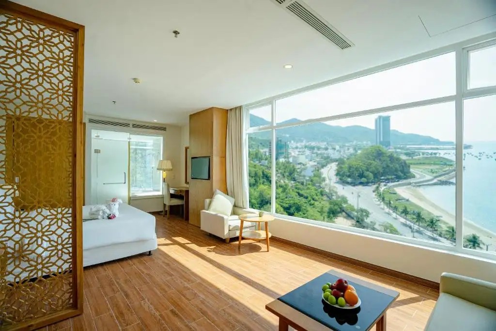 GLAMOUR (EX. TRI GIAO HOTEL)
