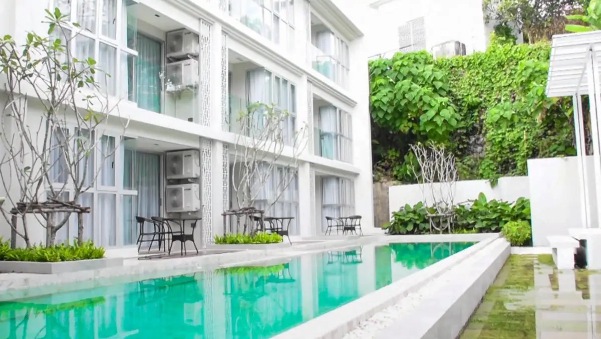 THE ARISTO SEAVIEW PATONG