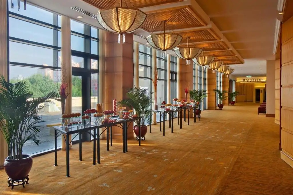 HOLIDAY INN TEMPLE OF HEAVEN BEIJING