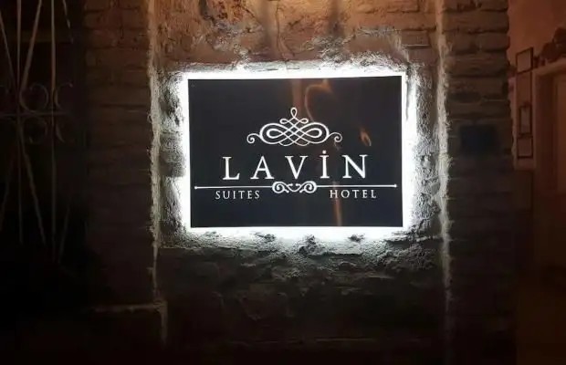 LAVIN SUITES HOTEL