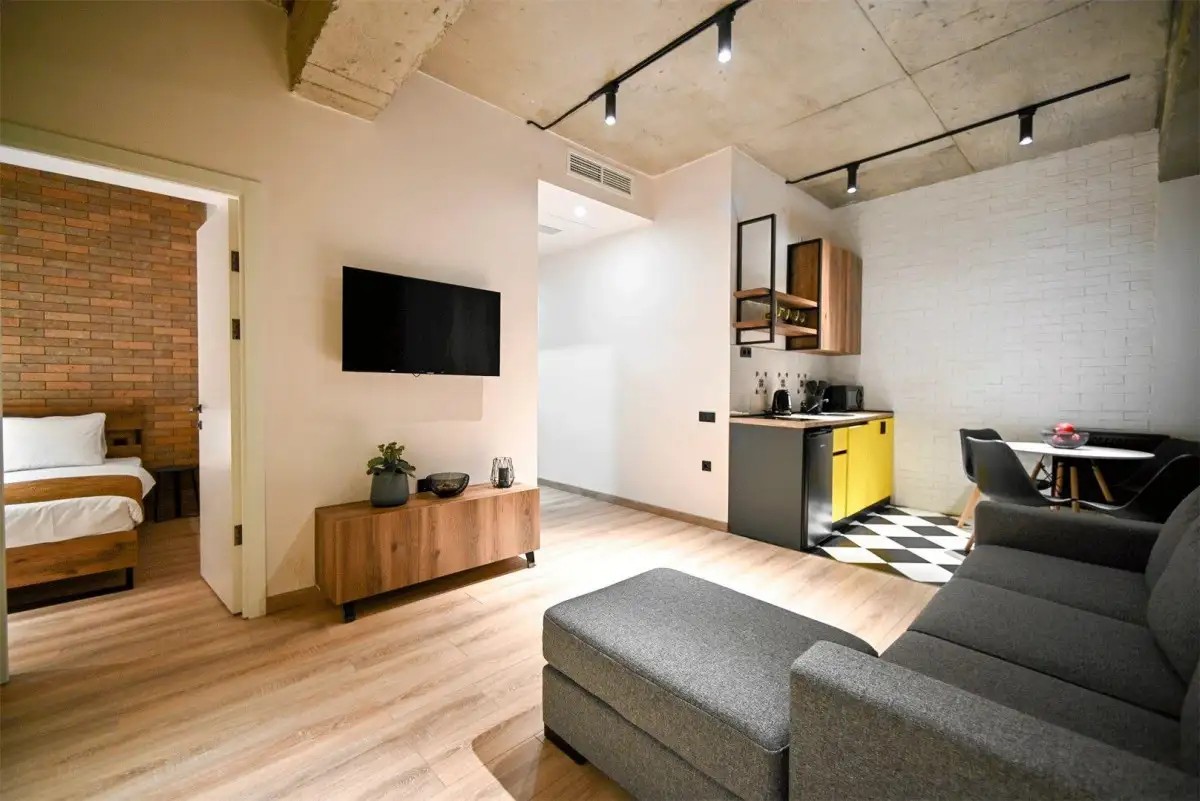 ROOMS APART HOTEL BY RED