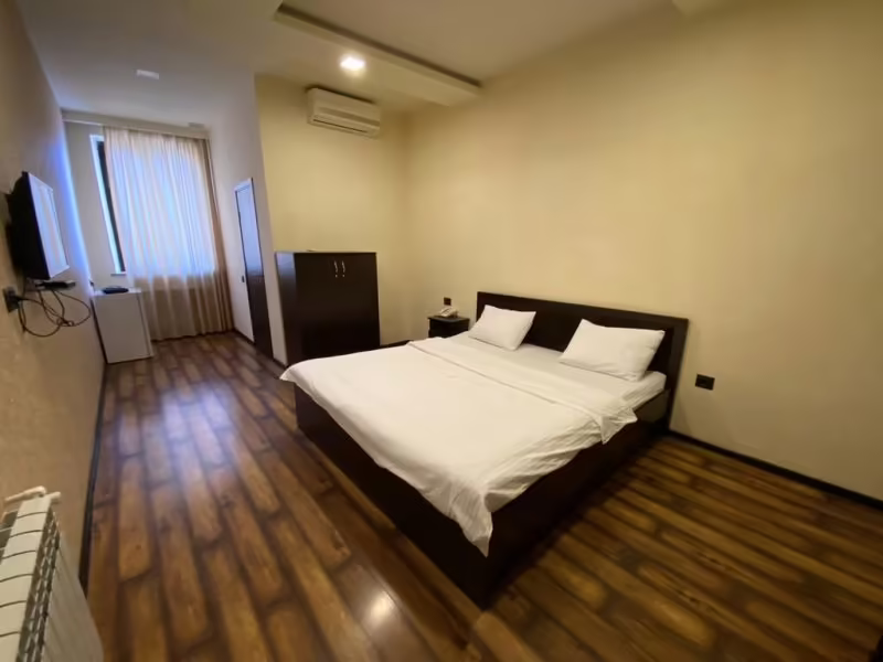 GRANADA HOTEL