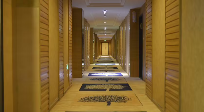 HONGMEI KINGTOWN HOTEL