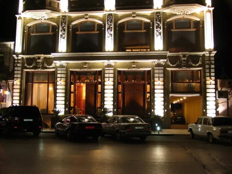 AYF PALACE