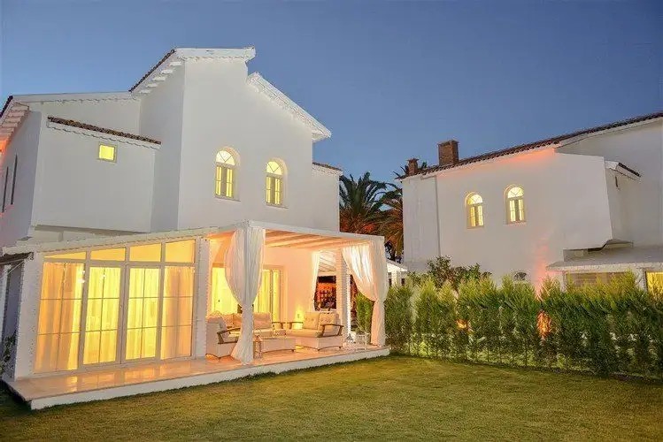 VILLA BLANCHE OTEL